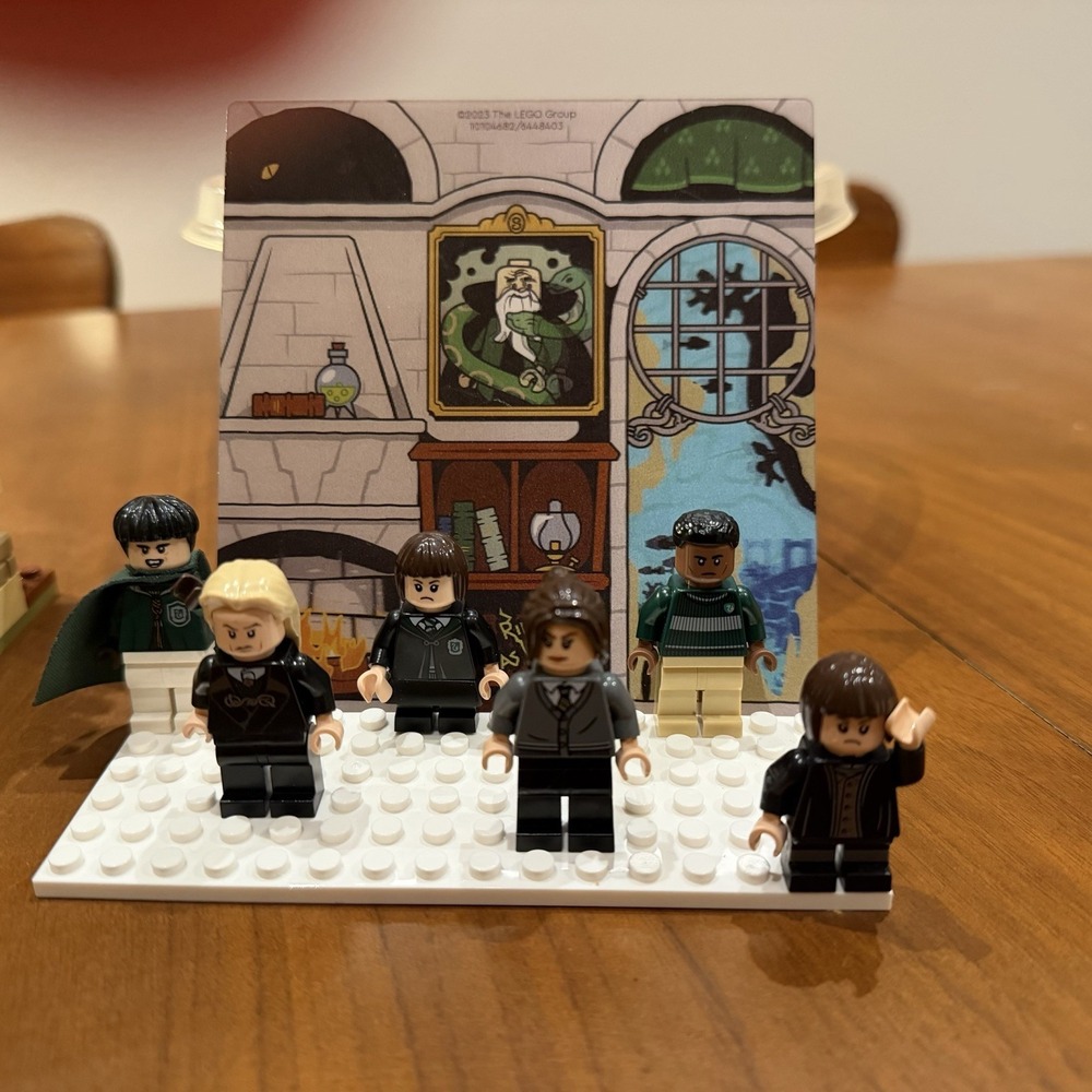 LEGO Harry Potter 4lb Lot 20+ Minifigures Sets - Picture 8 of 15